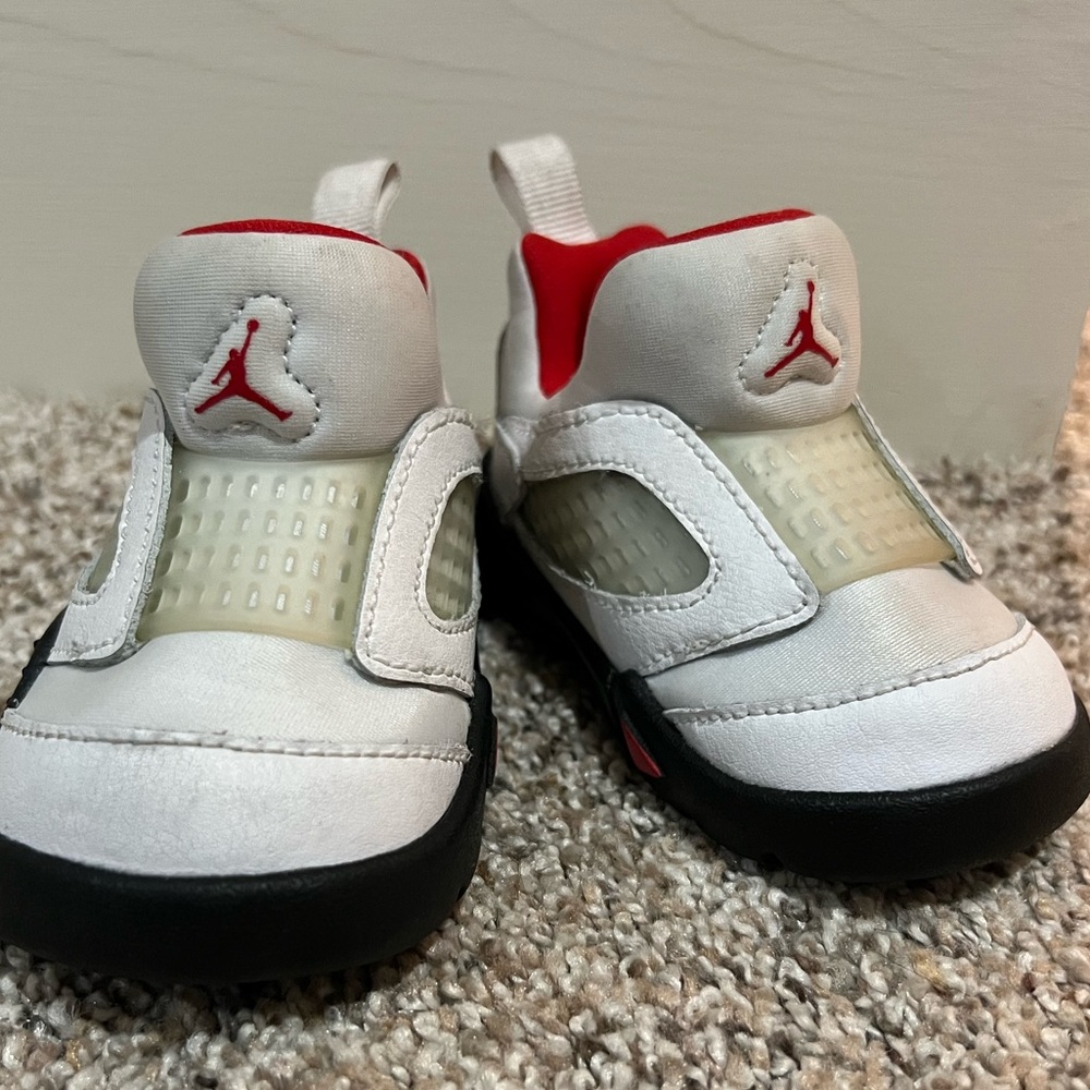 Baby Nike Jordon tennis shoes